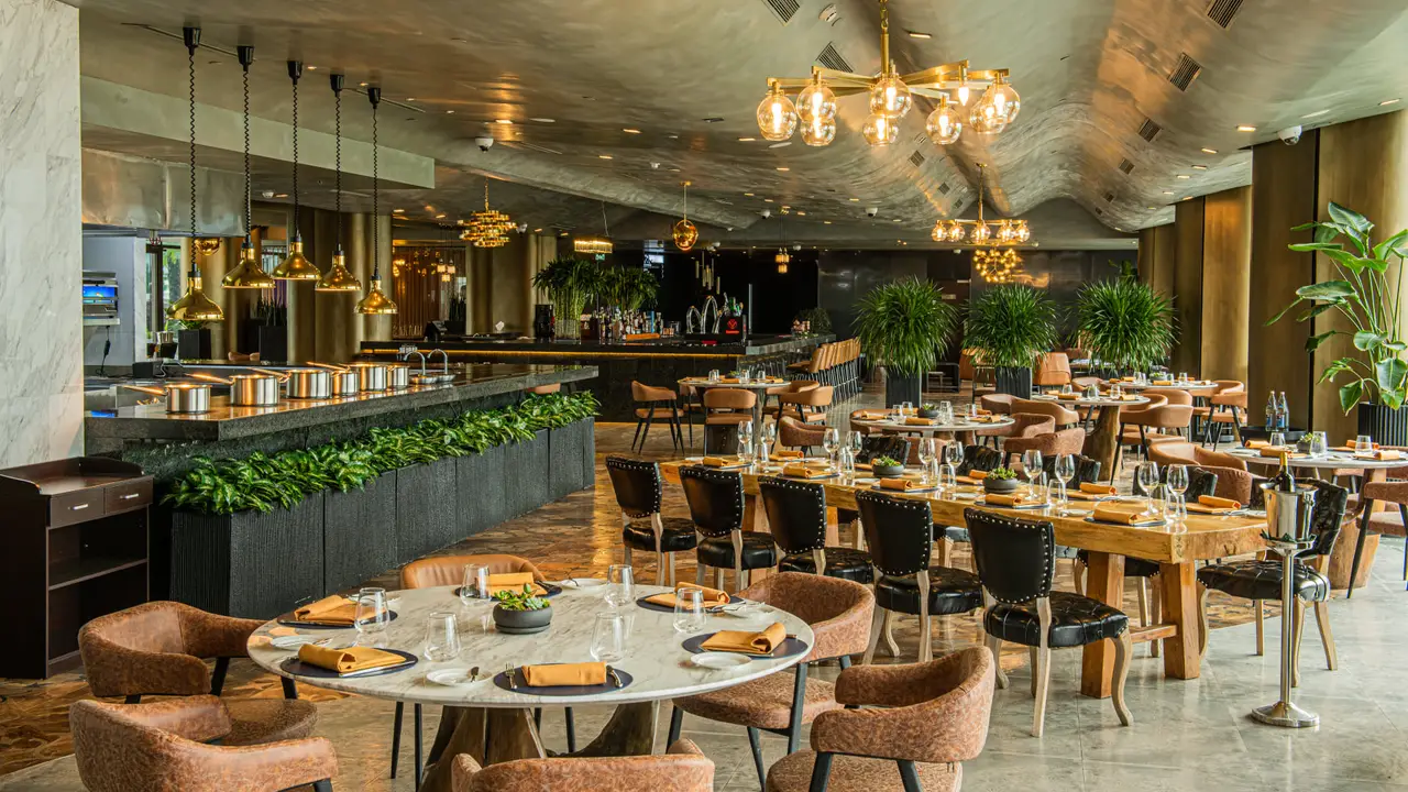 Roosevelt D'Ouro, Macao, Macao