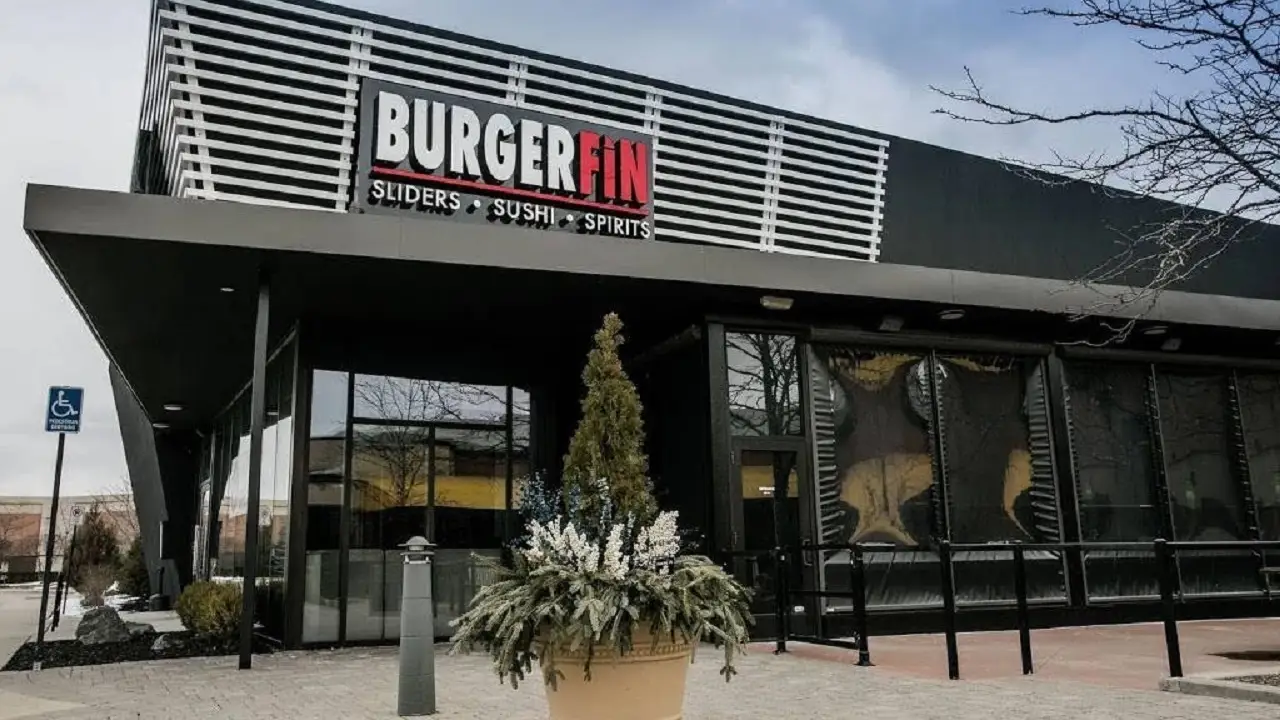 BurgerFin Sliders & Sushi, Clinton Township, MI