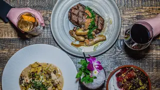 Una foto del restaurante Copper Spoon