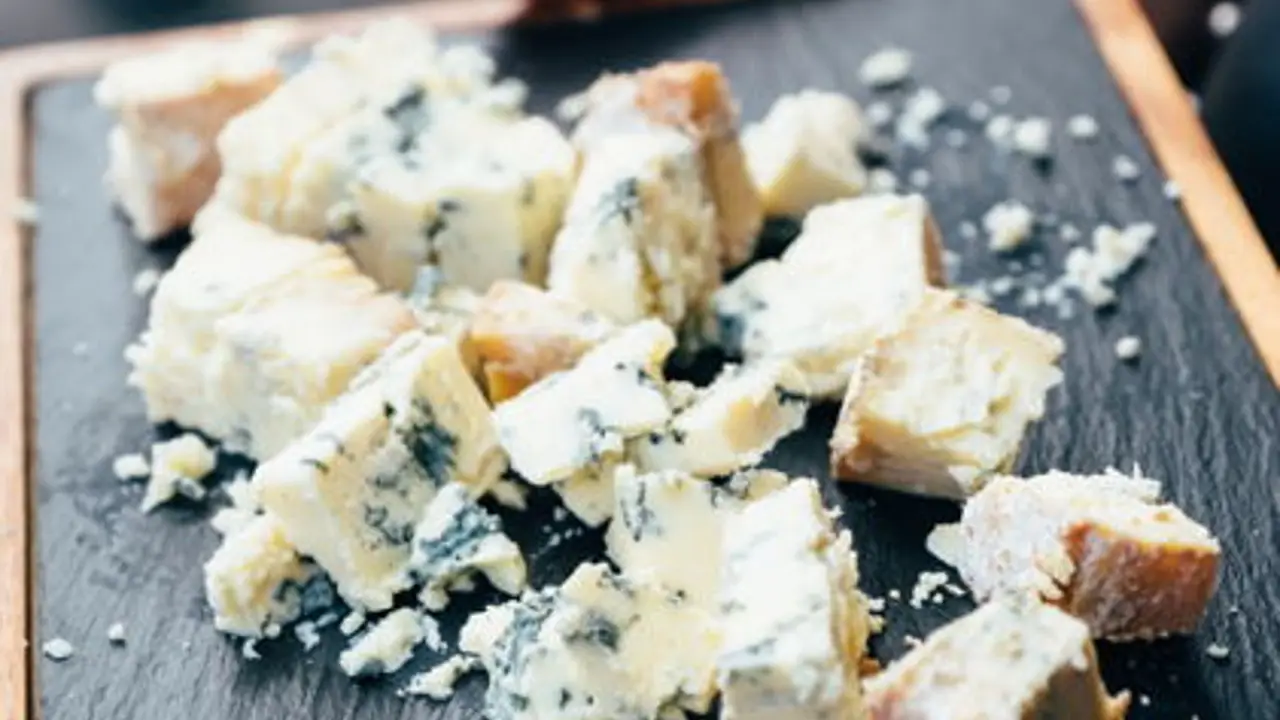 The London Cheese Crawl - Food Tour, Green Park, London