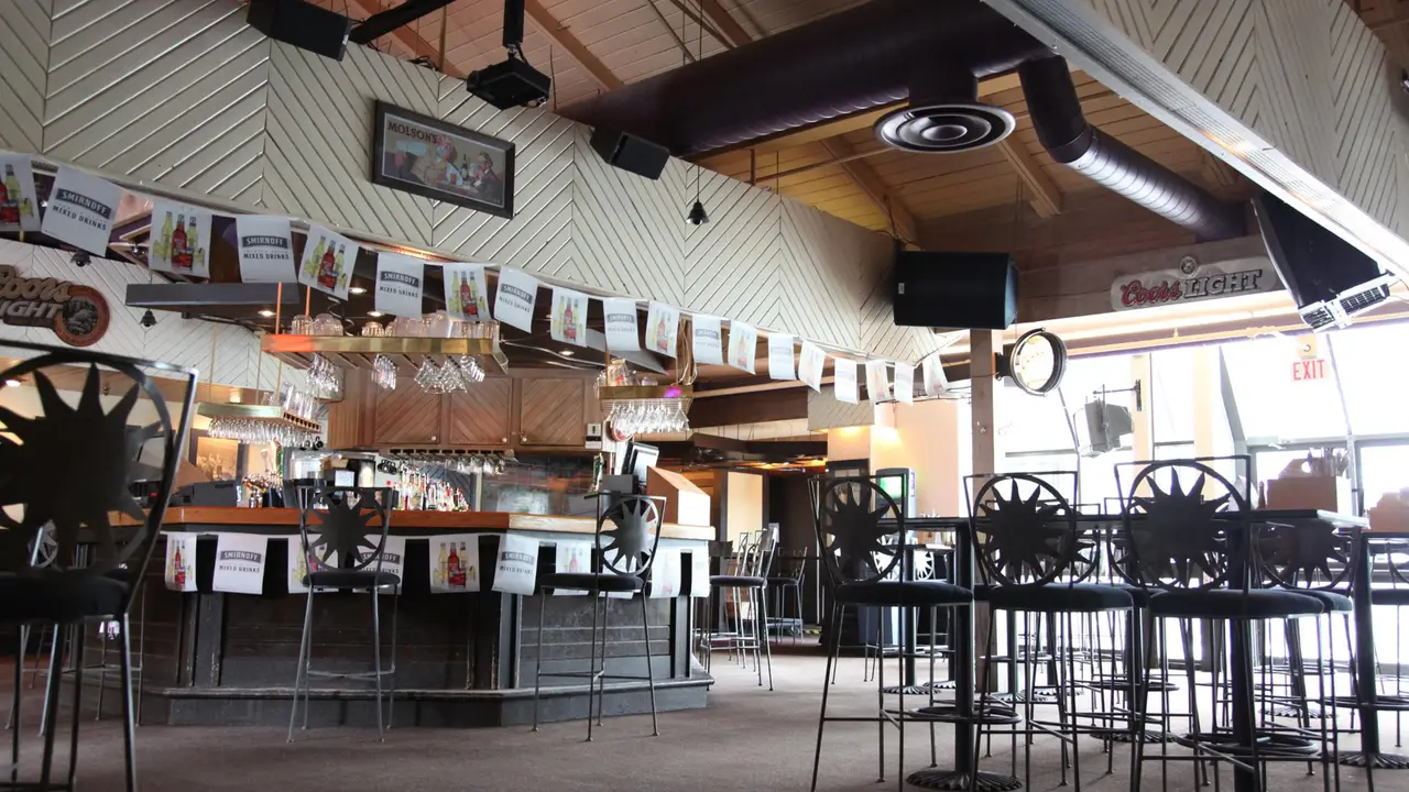 Jozos, blue mountains, ON