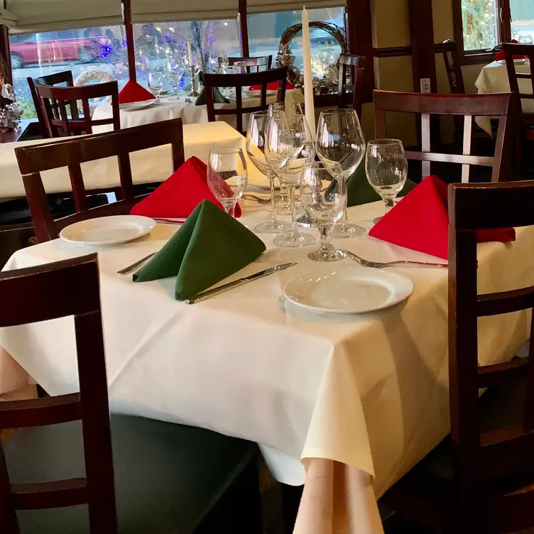 Il Luogo Ristorante, Lynbrook, NY