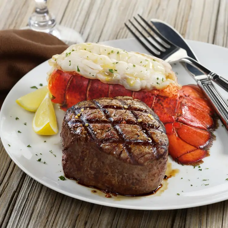 BluWater Bistro - Leschi, Seattle, WA