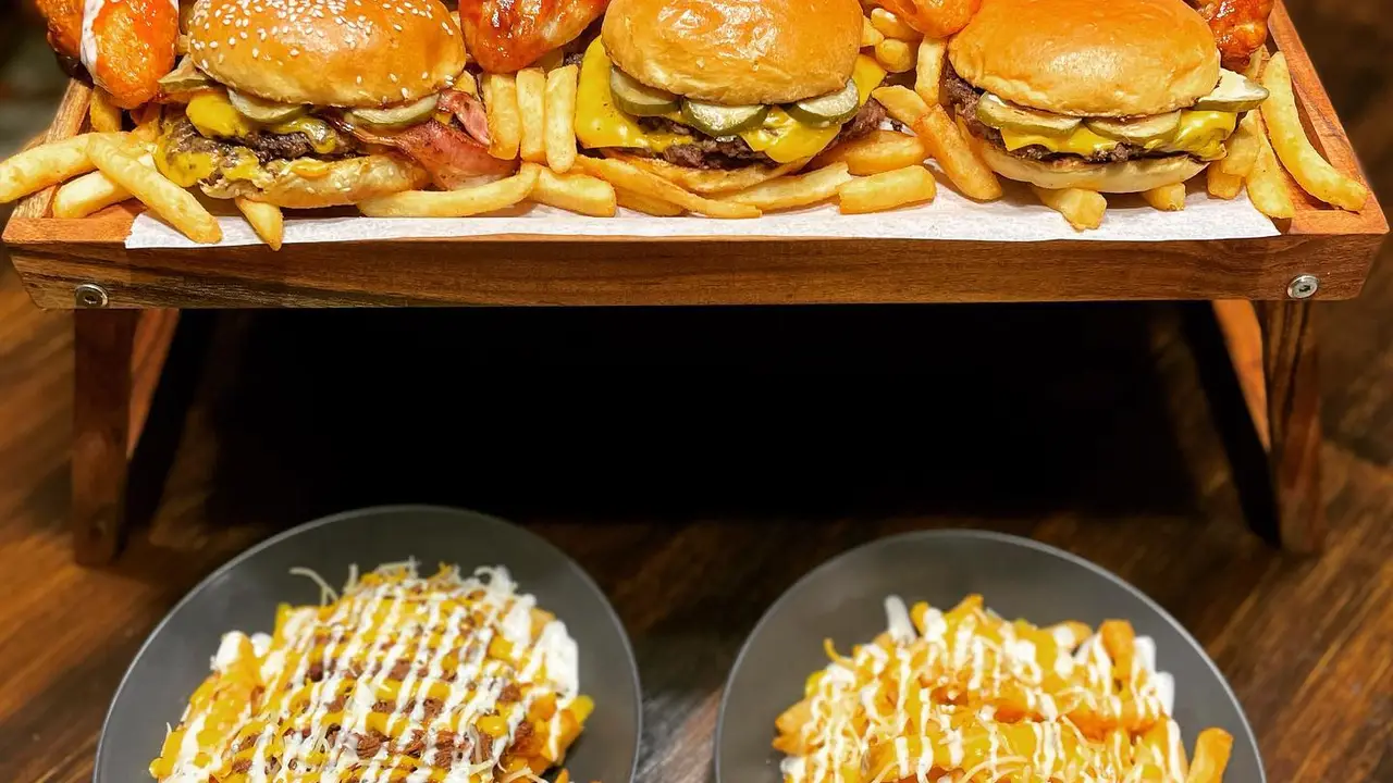 Burgers! Wings! Fries! - The Bullhorn Saloon, Wahroonga, AU-NSW