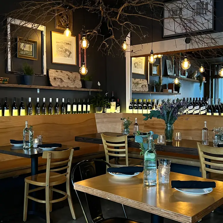FIVE Restaurant Bistro, Edmonds, WA