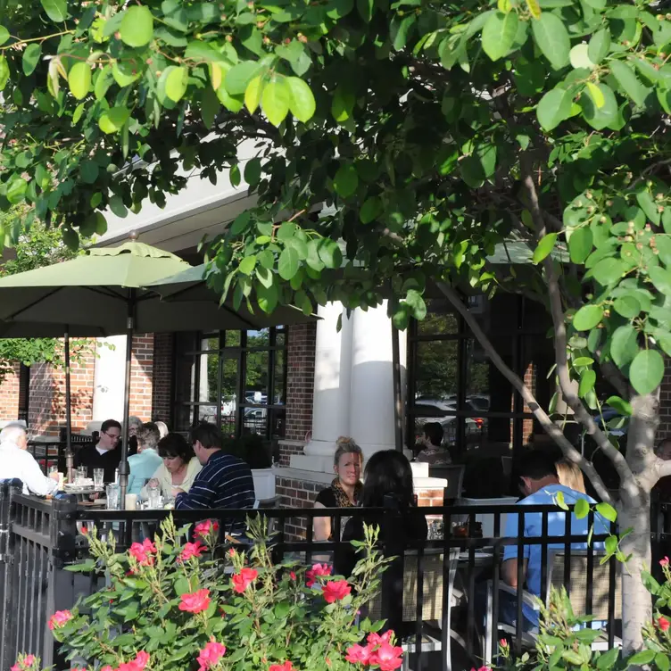 Tavern at Mission Farms, Leawood, KS