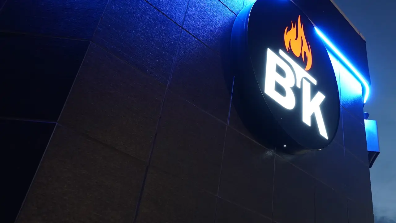 Breakers BBQ - Dunwoody, Dunwoody, GA