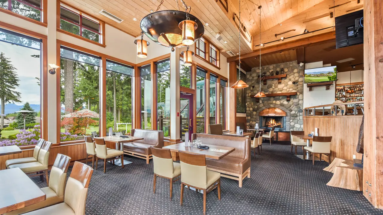 Timber Room Grill at Crown Isle BC Courtenay