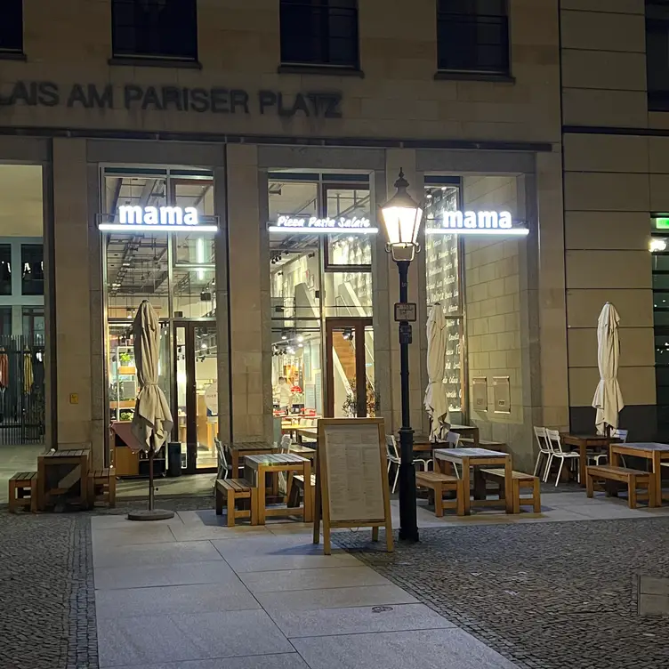 mama trattoria Berlin Pariser Platz, Berlin, BE