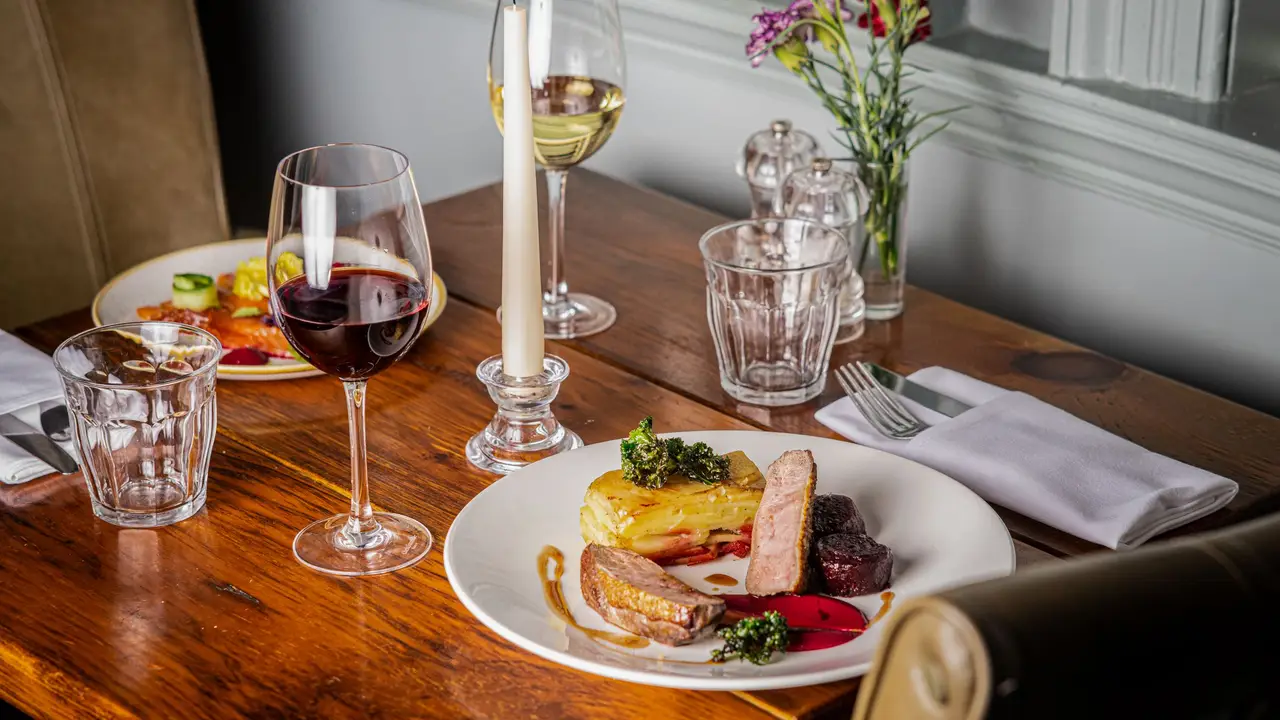 1913 Restaurant and Bar at the Lansdown Grove Hotel, Bath, Somerset