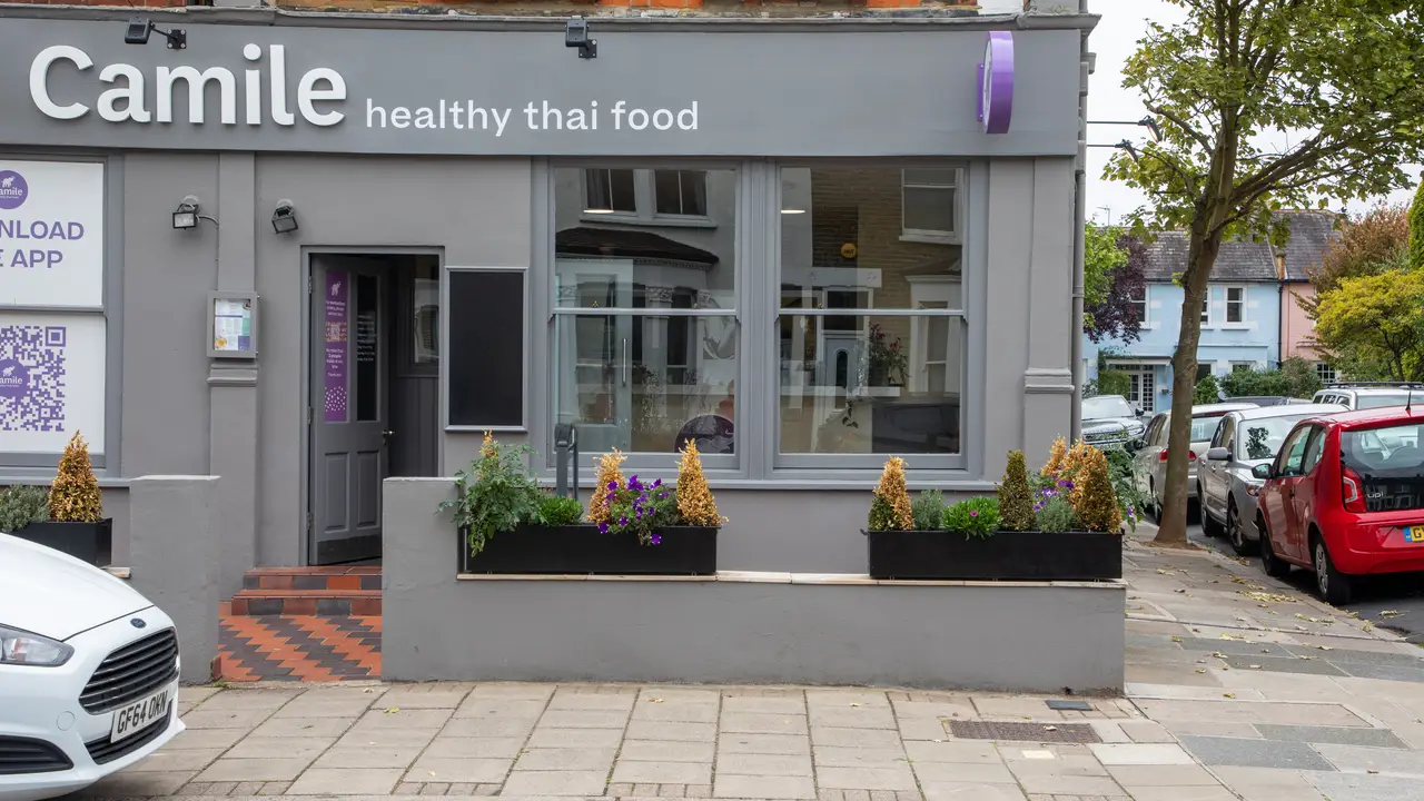 Welcome to Camile Thai! Located in Barnes - Camile Thai- White Hart Lane, London, Greater London