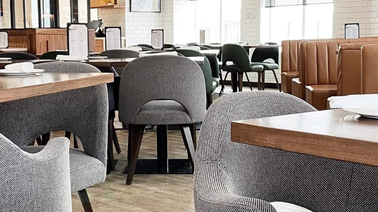 Urban Kitchen Table, Fort McMurray, AB