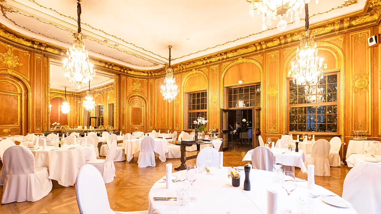 Schlosshotel Berlin by Patrick Hellmann，BEBerlin