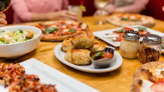 Calabria Brickoven Pizzeria- Mount Julietの写真