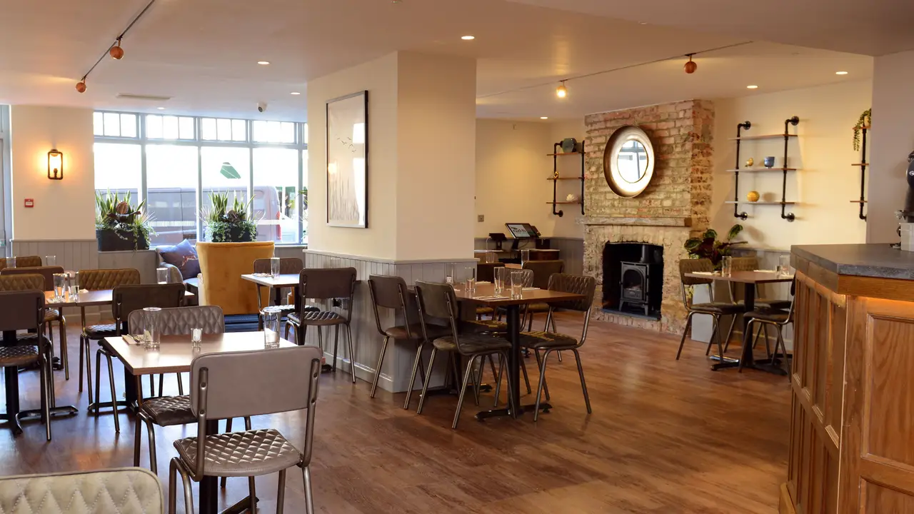 red.h Restaurant & Bar - Midhurst, Midhurst, West Sussex