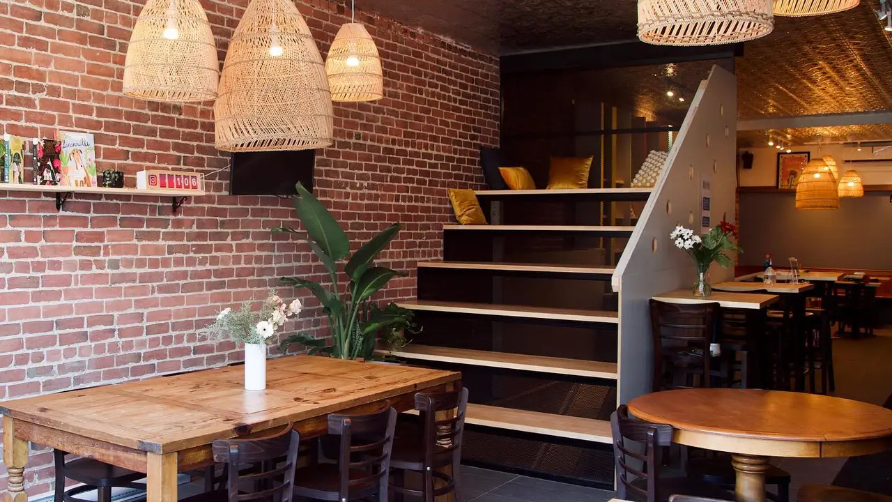 Café Boutique Les Malins, Montréal, QC