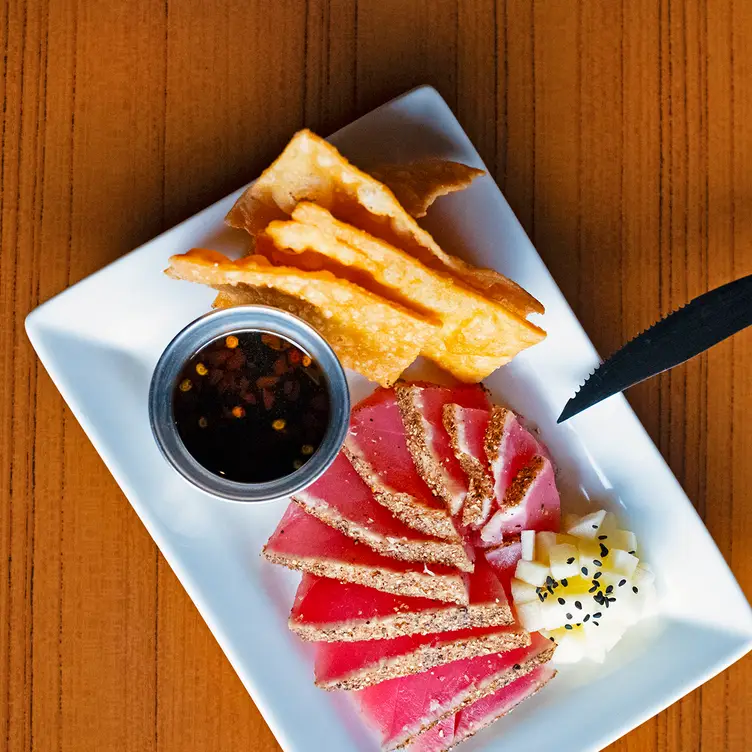 Seared ahi tuna - 13 Gypsies, Jacksonville, FL