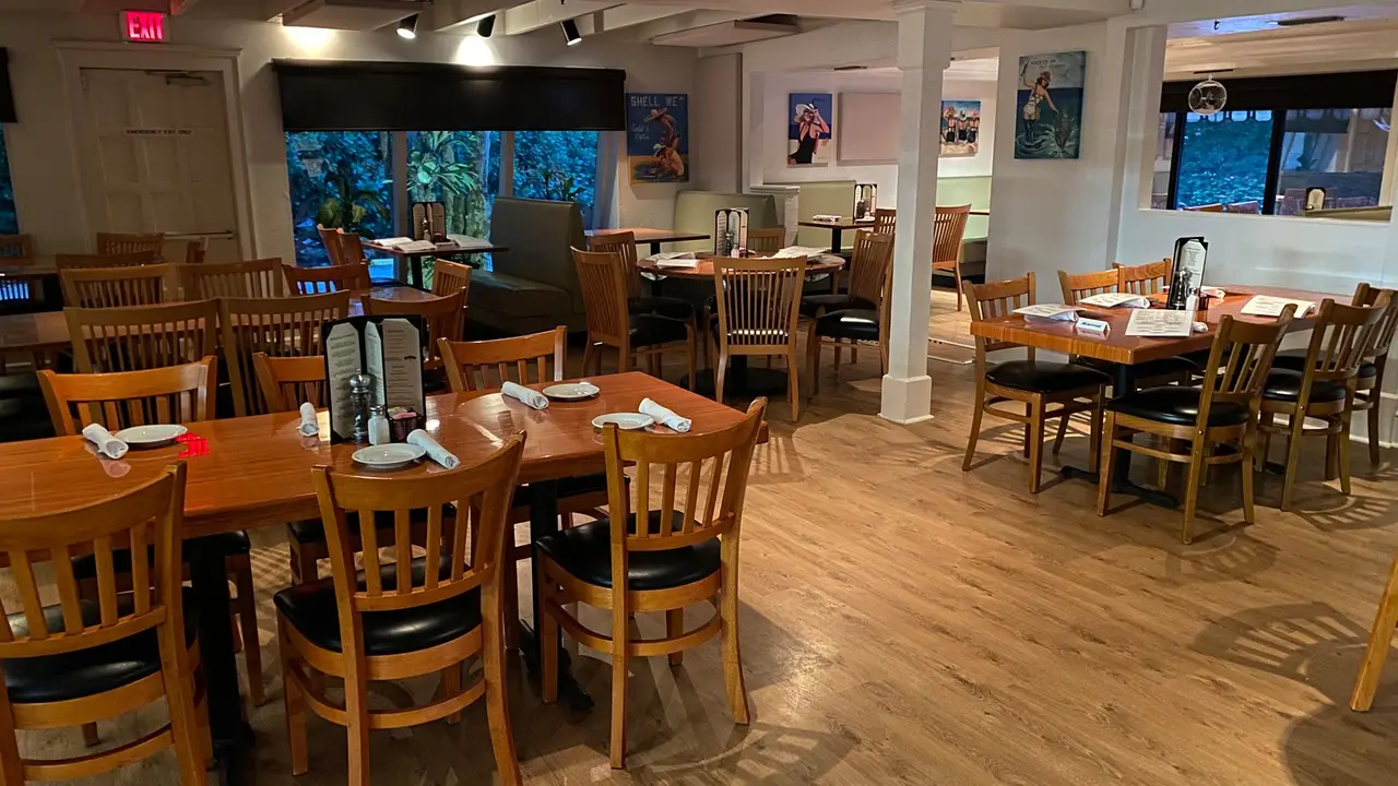The Sandbar, Sanibel, FL