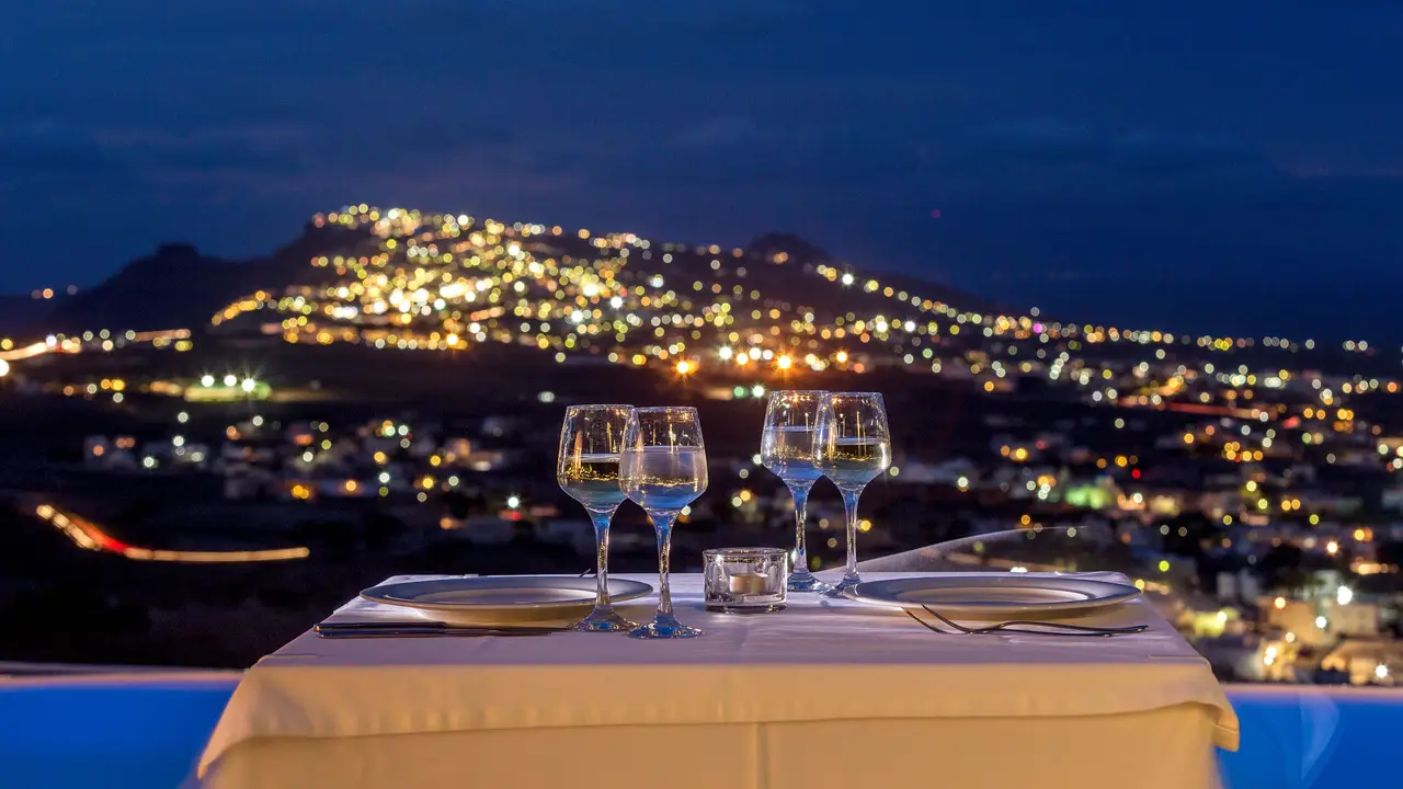 Santorini Fine Dining with Panoramic sunset view - Exaltis Restaurant & Bar, Pirgos Kallistis, Pyrgos Kallistis