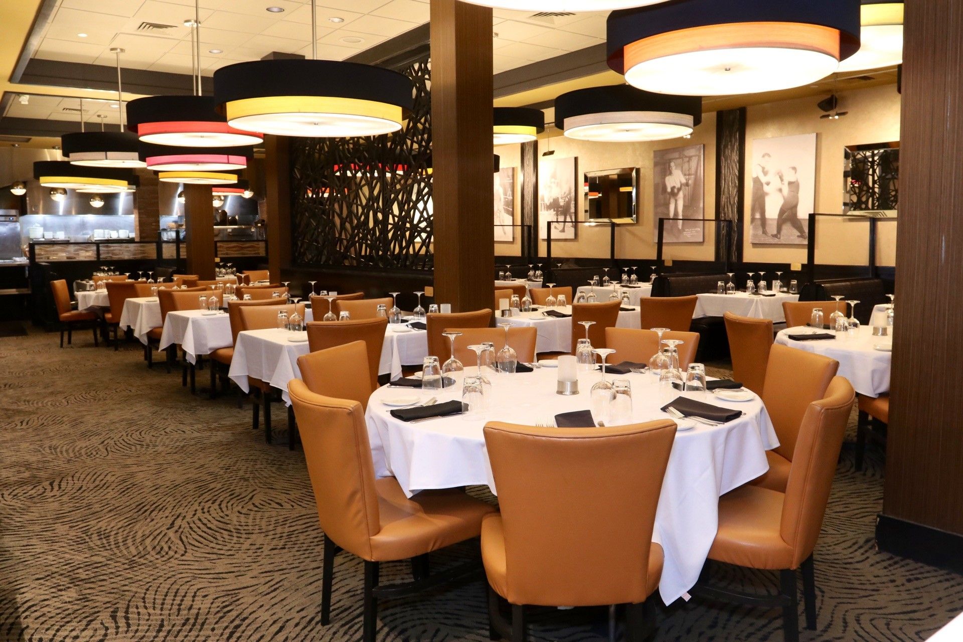 Sullivan's Steakhouse - Charlotte interior