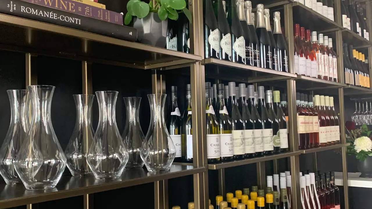 Provenance Wine Bar, Orillia, ON
