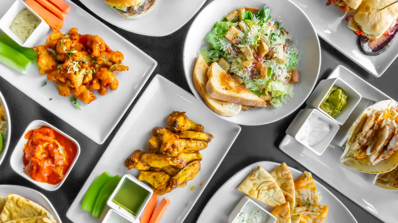 Fuzed Kitchen + Bar, Edmonton, AB