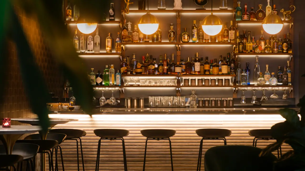LOUNGE BAR - Gastrolounge by Reunion Ktchn, Aventura, FL