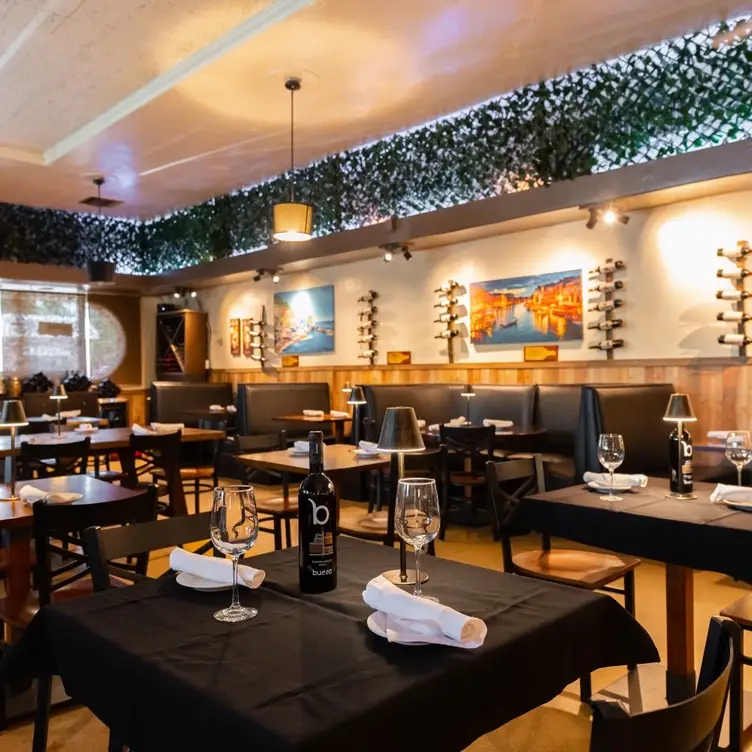 Volare Pizza - Updated 2025, Italian Restaurant in San