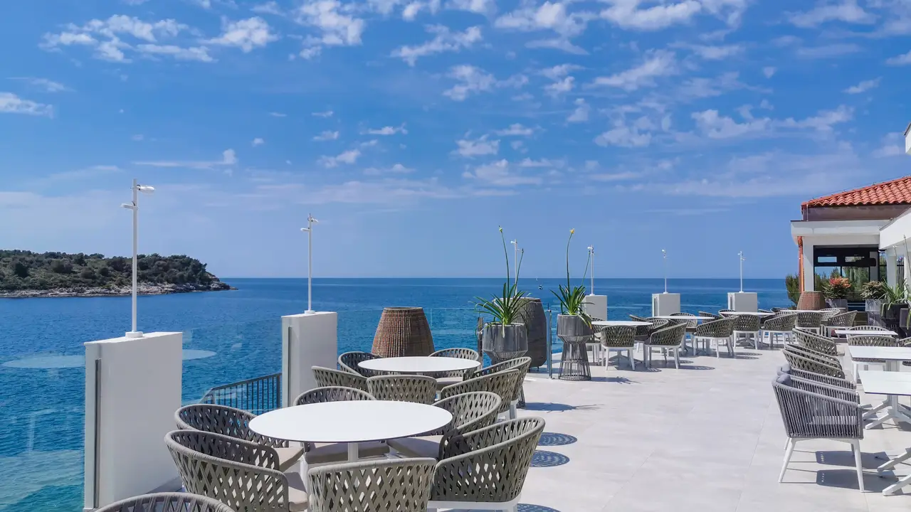 Yacht Bar & Restaurant, Pula, Istarska zupanija