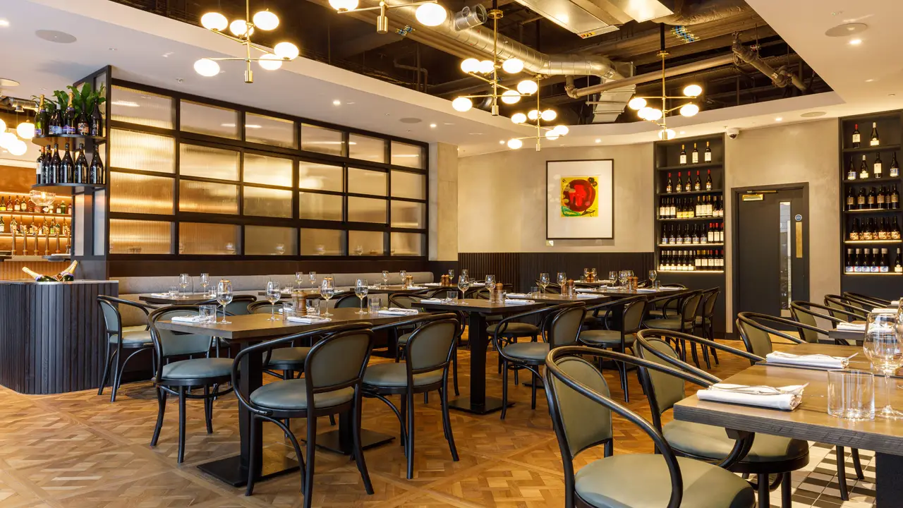 Main restaurant - Revolve Brasserie, London, Greater London