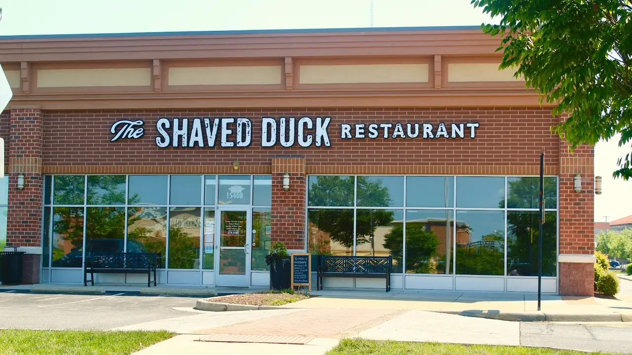 Seasonal menus, craft cocktail bar, casual dining - The Shaved Duck Restaurant - Midlothian VA Midlothian