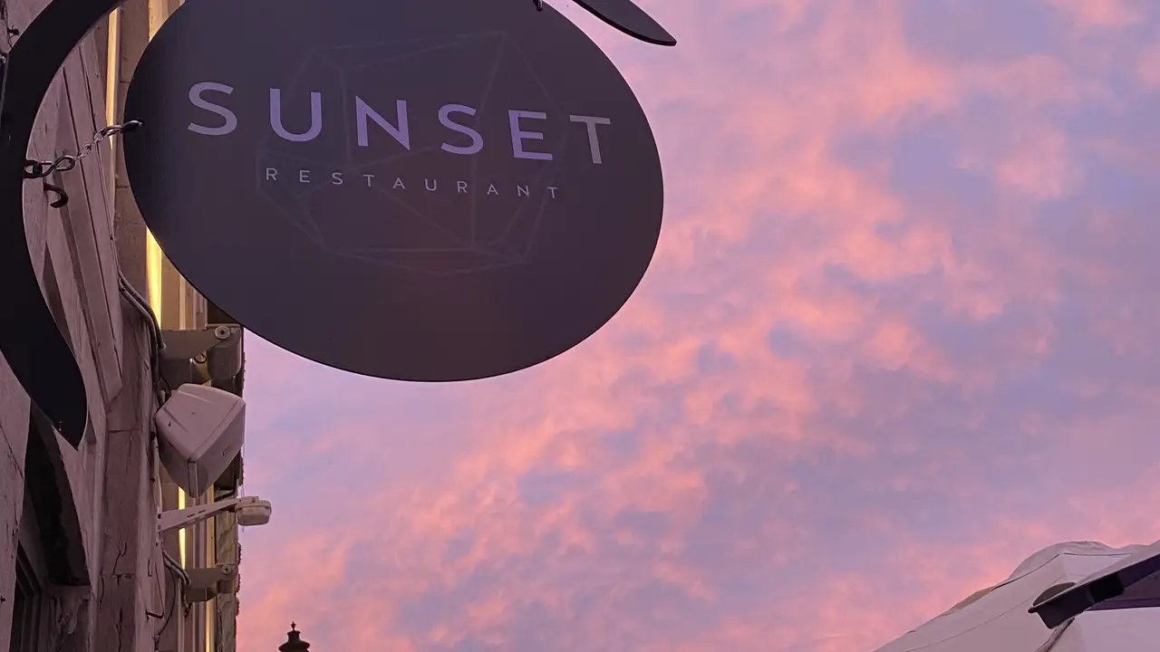 Le Sunset, Montréal, QC