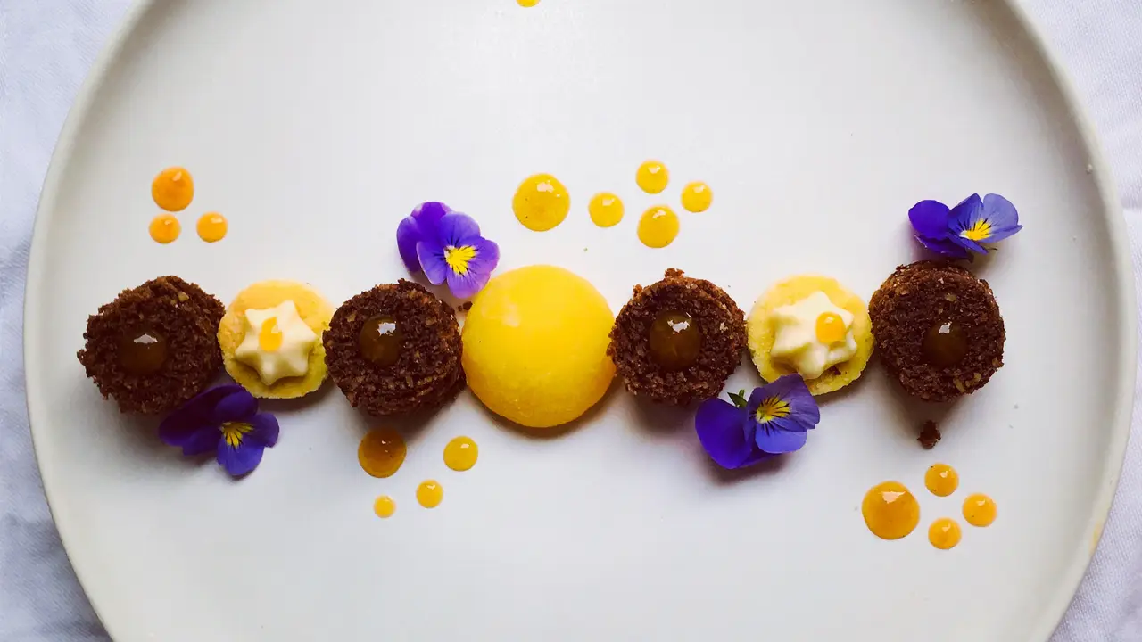 The Dining Room': Fine-Dining Supperclub with local Berlin chef, Berlin, BE