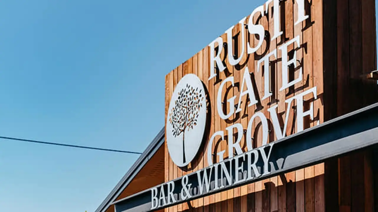 Rusty Gate Grove Bar & Winery，AU-QLDDoolbi