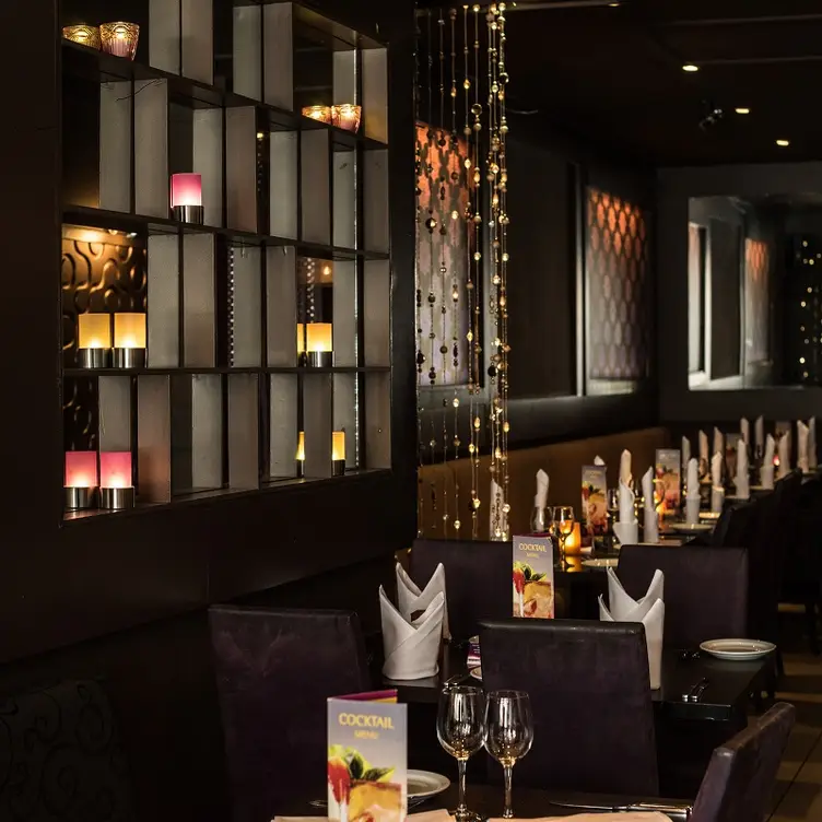 Tangawizi, Twickenham, Greater London