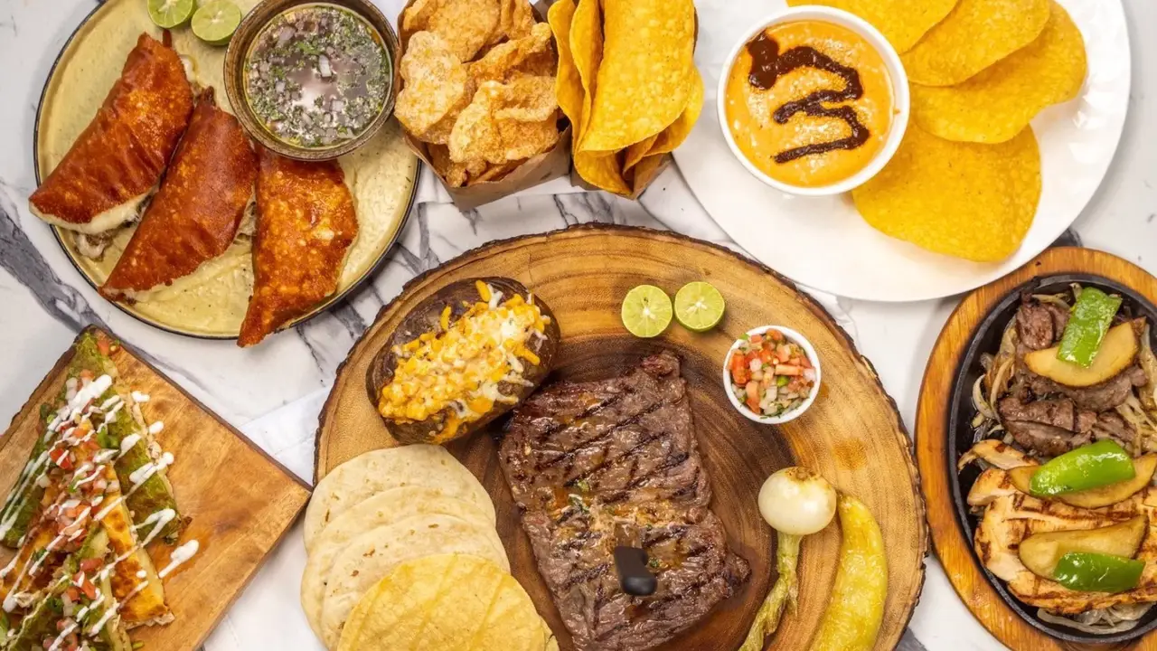 Merkado Mexican Grill & Bar - Fairfax, Fairfax, VA