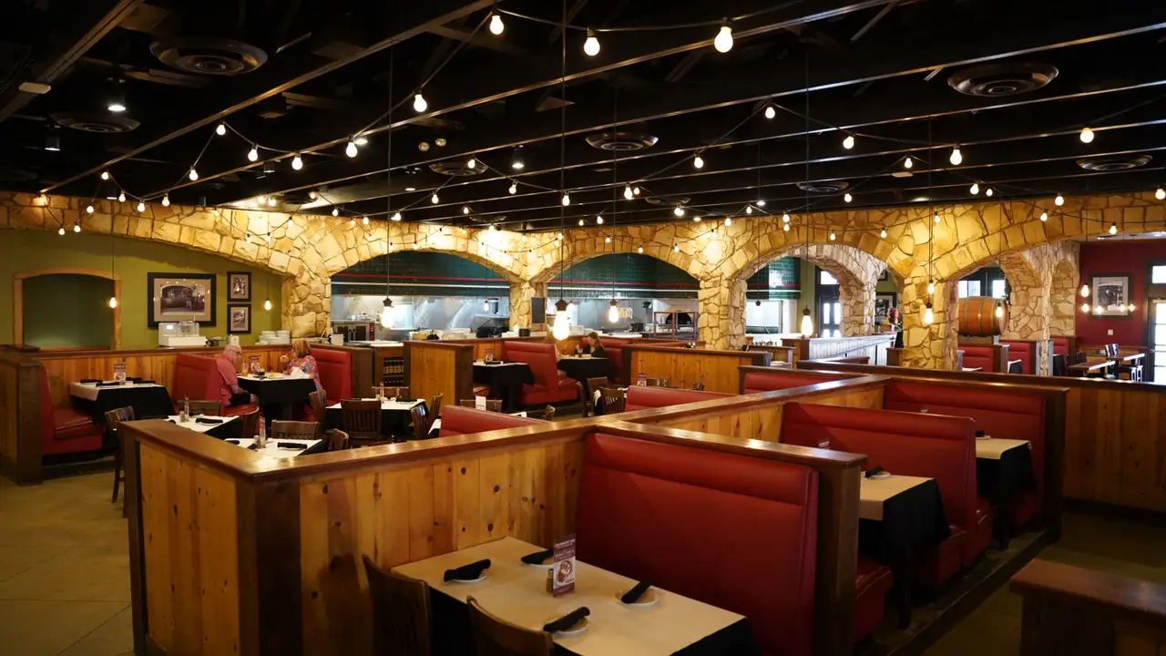 Restaurant Profile Photo - Romano's Macaroni Grill - Woodlands, Spring, TX