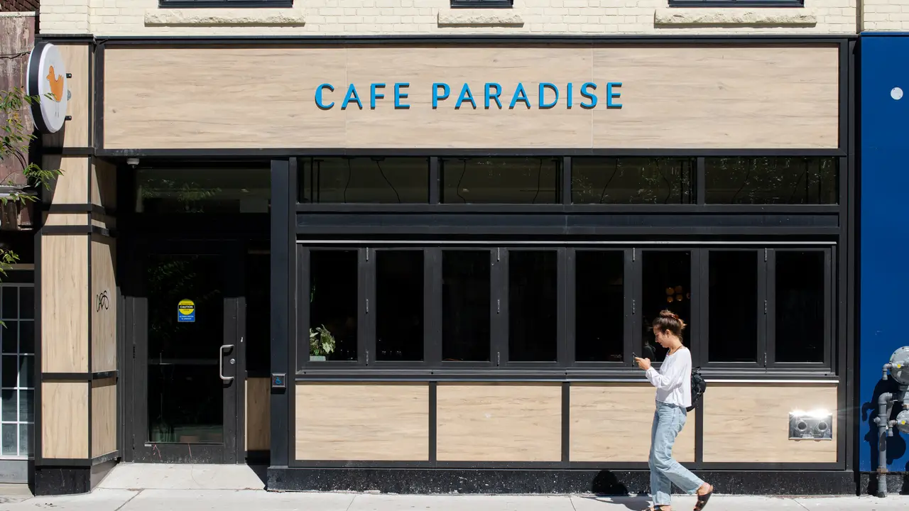 Café Paradise, Toronto, ON