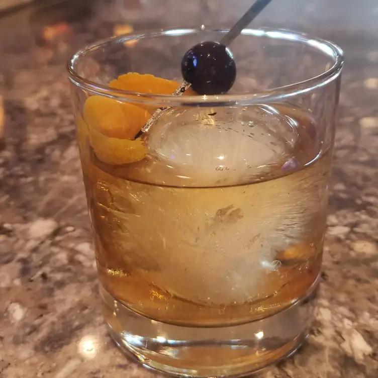 Cocktail - Hull & Mason Bar and Kitchen, Quincy, MA