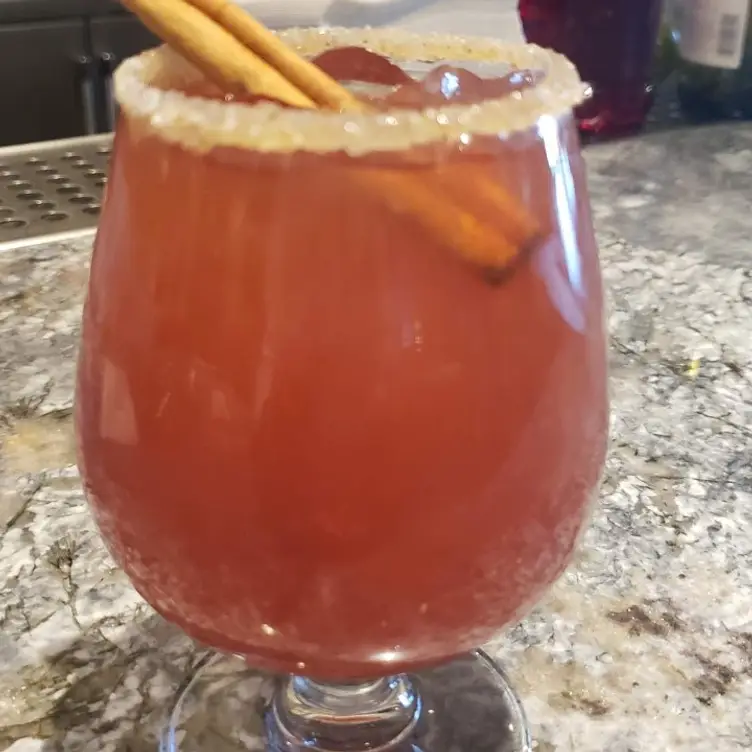Cocktail - Hull & Mason Bar and Kitchen, Quincy, MA