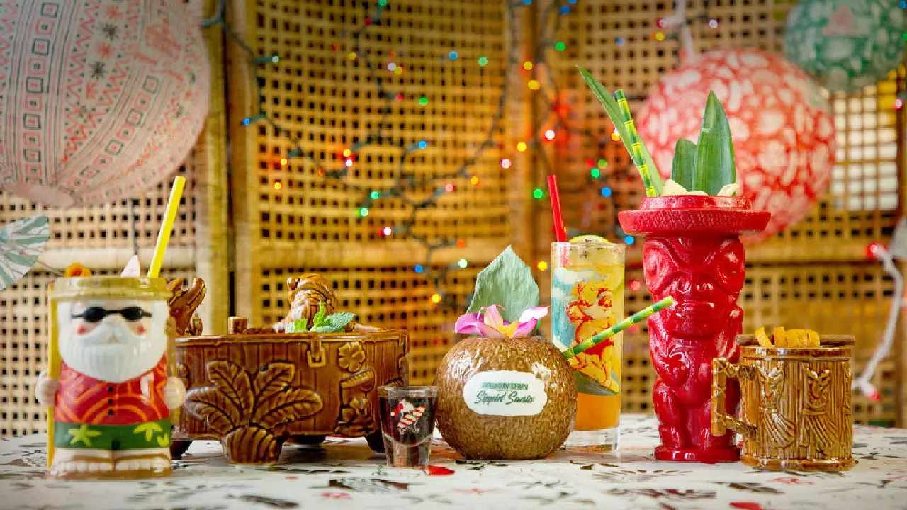 Sippin' Santa  - Sippin Santa - Prairie Village, Prairie Village, KS