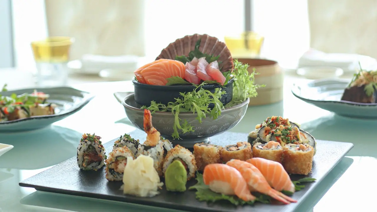 Shanghai Club at JW Marriott Marquis City Center Doha, Doha, Doha