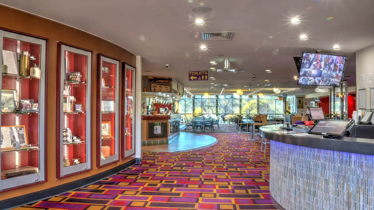 Family Friendly Atmosphere - Nanango Services Club, Nanango, AU-QLD