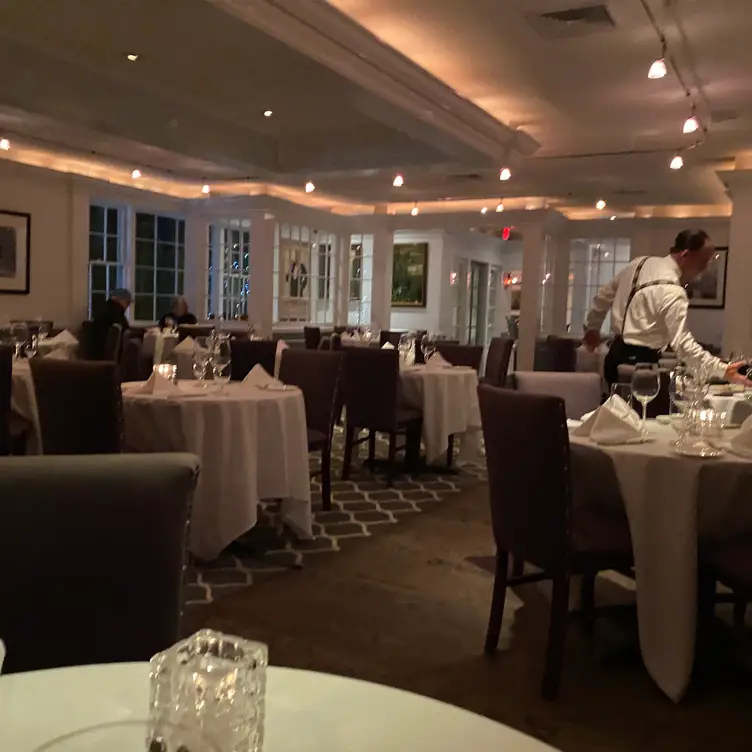 Valbella Connecticut, Riverside, CT