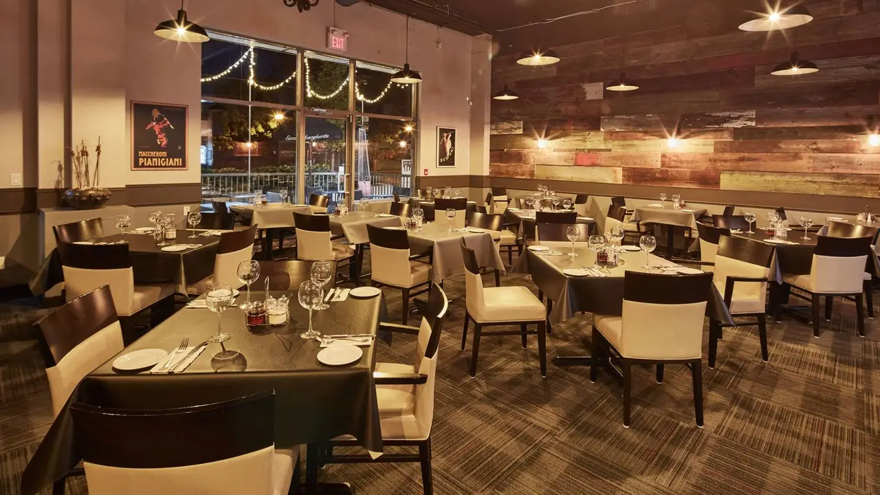 The Express Restaurant- Italian Eatery, Burlington, ON