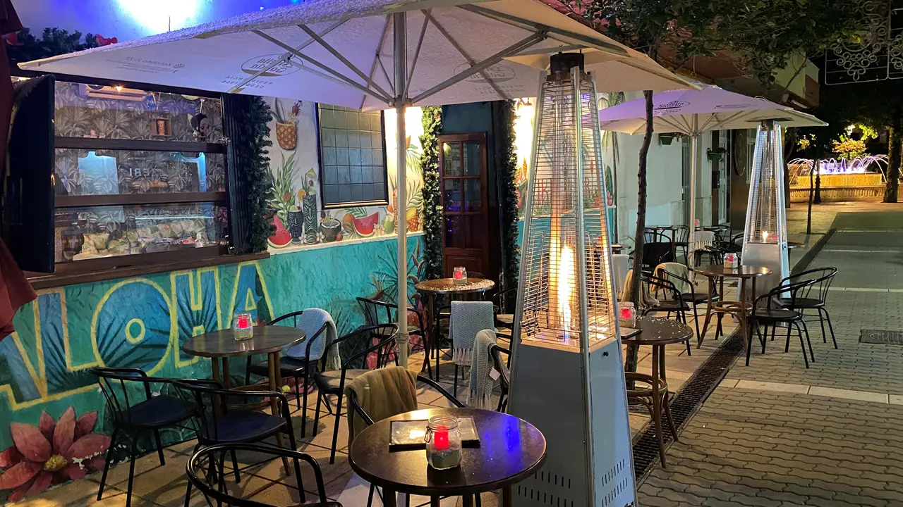 Kahuna's Estepona, Estepona, Malaga