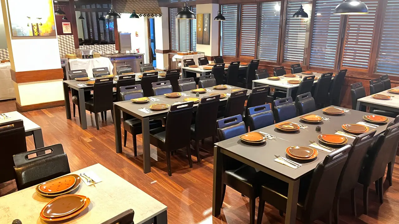 Chilis Indian Restaurant, Reading, Berkshire
