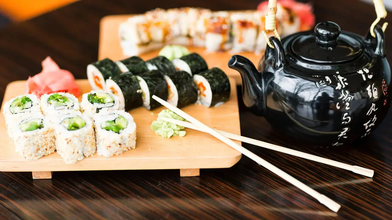 Nov 8 Sushi Galore - Wharcliff South, London, ON