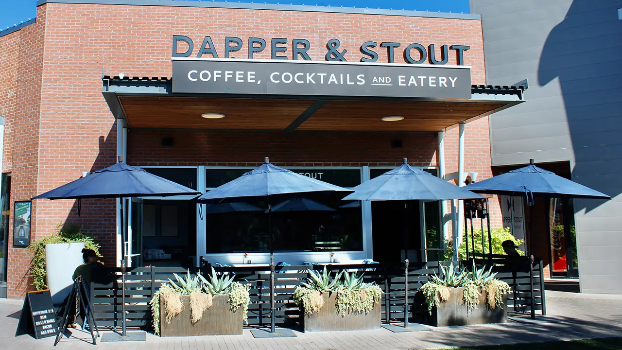 Uptown Plaza Phoenix - Dapper & Stout Coffee, Cocktails and Eatery, Phoenix, AZ