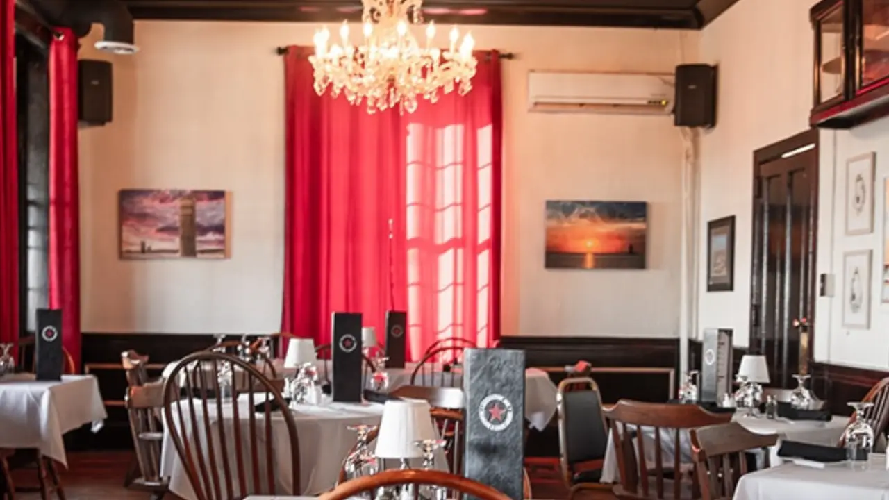Main Dining Room - Augustine Inn Seafood & Chop House, Middletown, DE